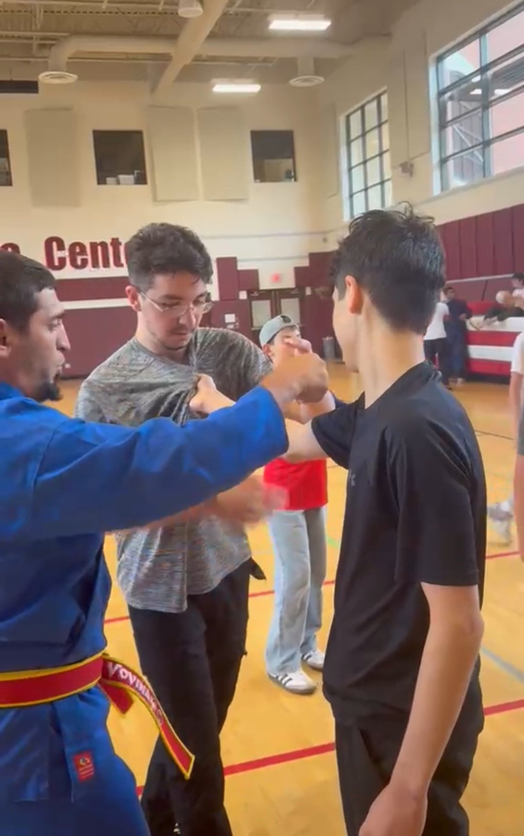 Self-defense demonstration up close at the Mecca Center class